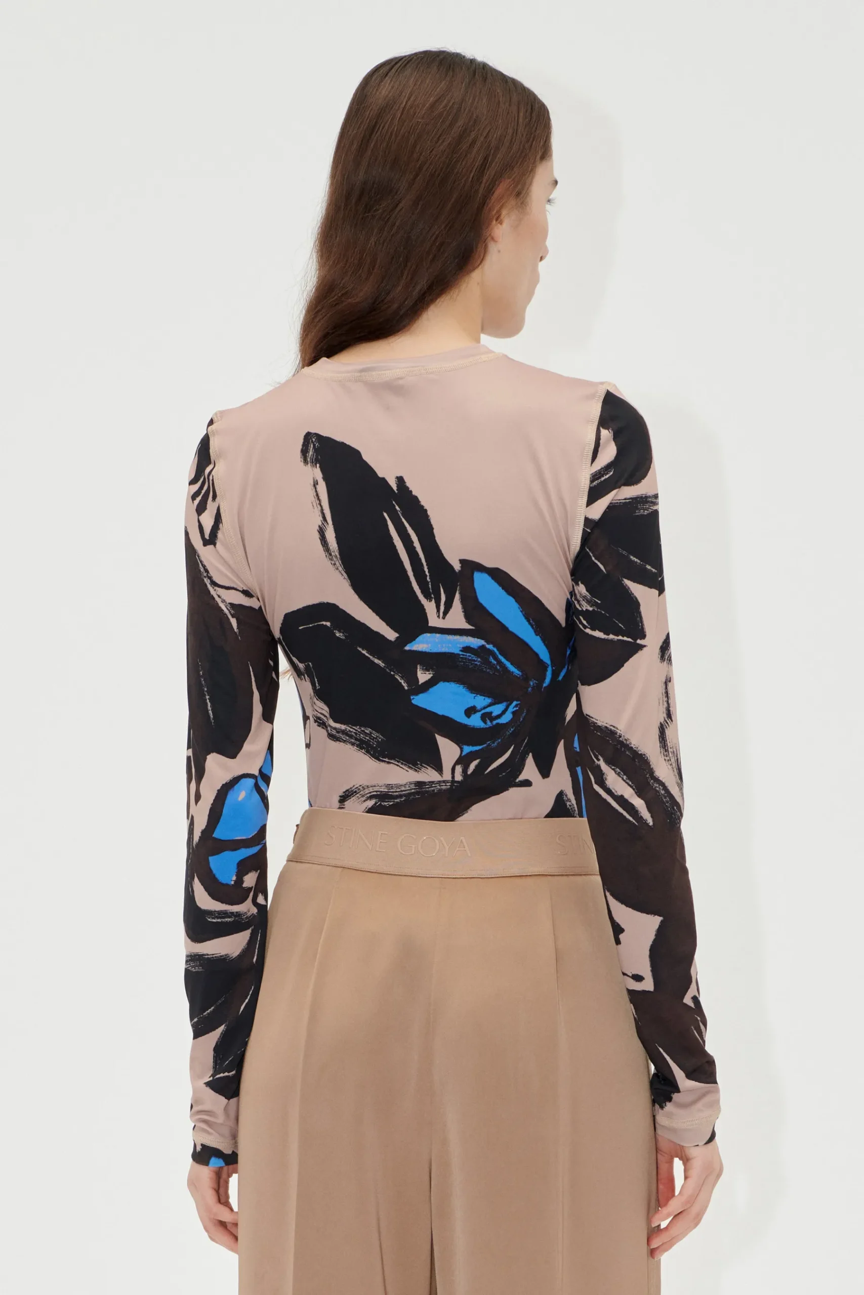 STINE GOYA Elastic Long Sleeve Top - Eccentric Floral EccentricFloral Best